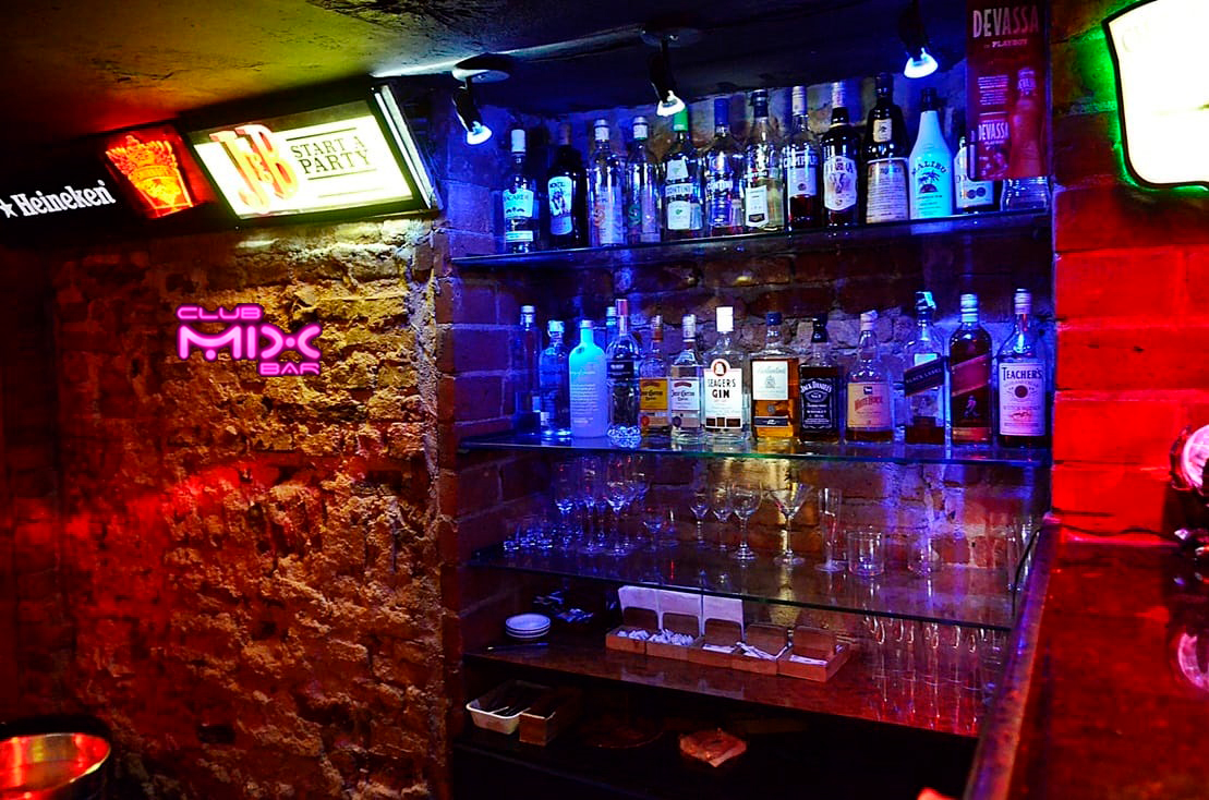 CLUB MIX BAR - Casa de Swing no Centro RJ - Bar & drinks