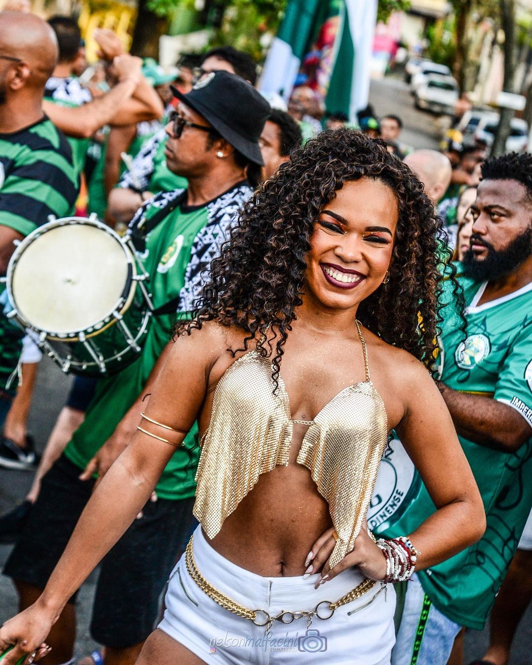 Maria-maria-rainha-de-bateria-da-escola-imperatriz-leopoldinense-rj-2014