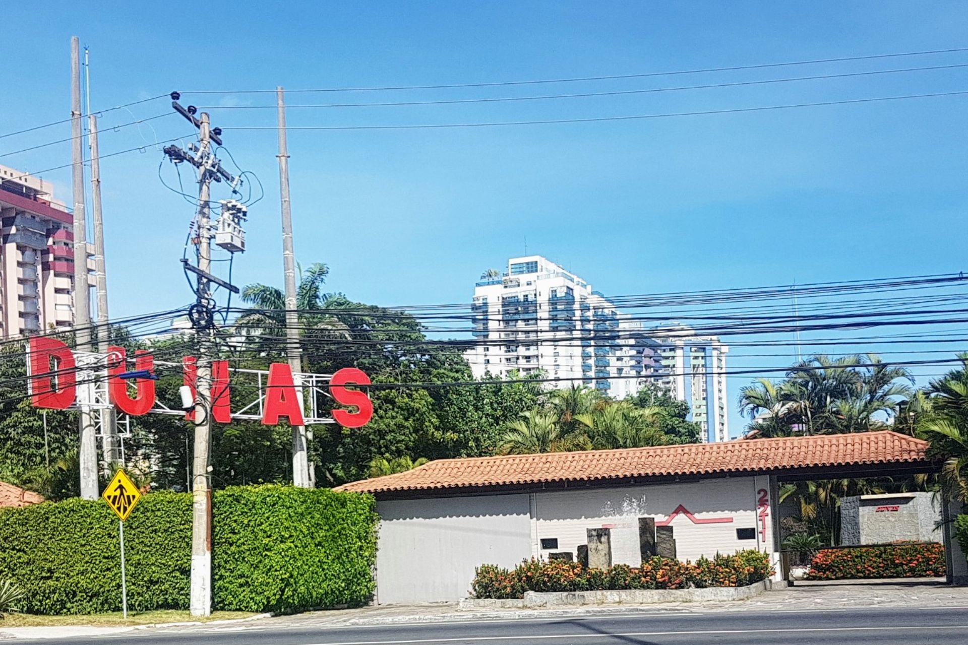 hotel-dunas-o-melhor-motel-da-barra-da-tijuca-rj-fachada