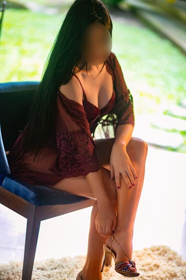 Oriental Escort luxury