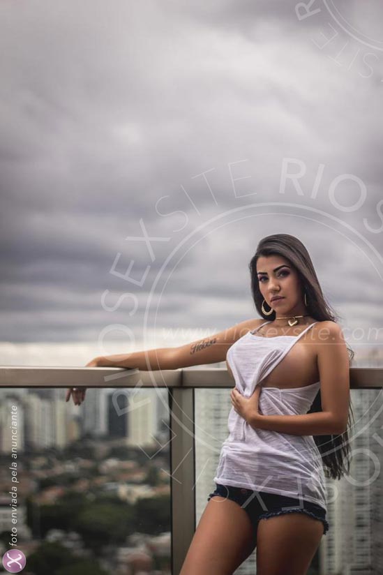16ª foto da Rebecca Bueno