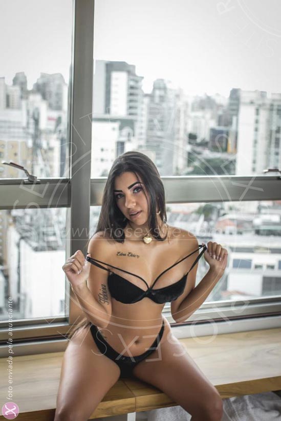 10ª foto da Rebecca Bueno