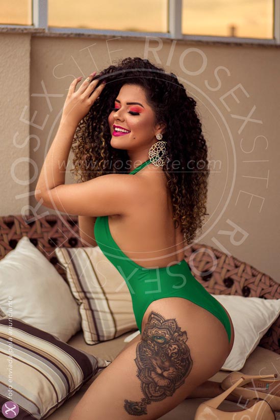 15 - photo of Luane Castro
