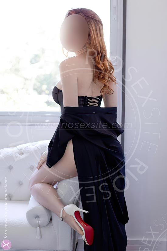 13ª foto da Dakota Zar