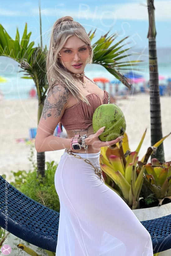 9ª foto da Dollie