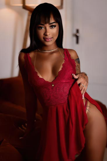 Young escort RJ