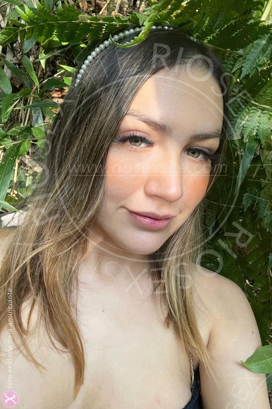 14 - photo of Naty Bueno