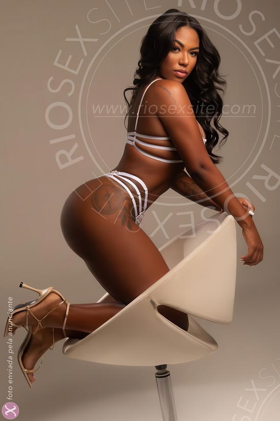 5ª foto da Júlia Pimentel