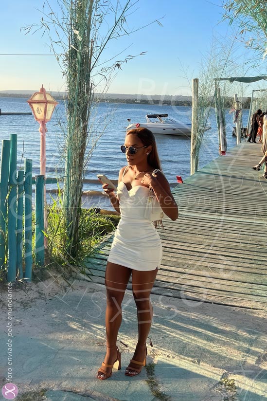11ª foto da Ágatha Ferraz