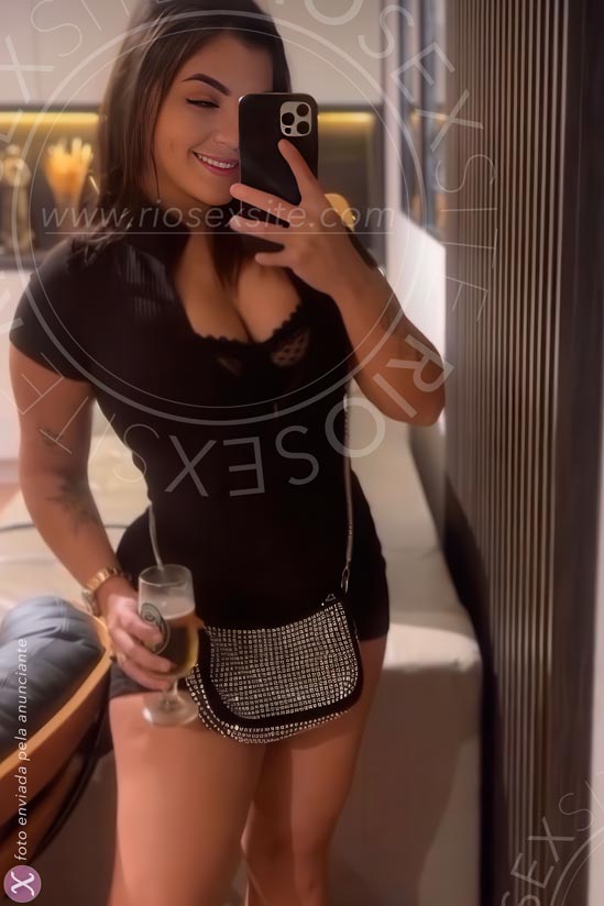 3ª foto da Laís Schmidt