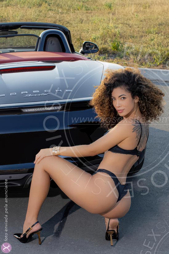 11 - photo of Afrodite