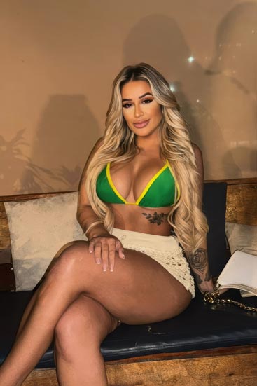 Acompanhante de luxo trços europeus Barra