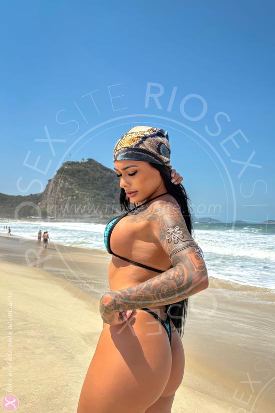 11 - photo of Mirela Motta