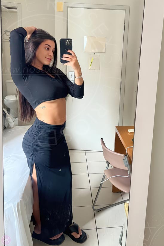 18 - photo of Gabi