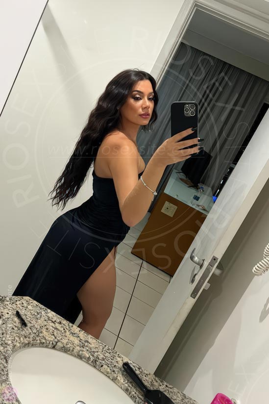 8 - photo of Gabi