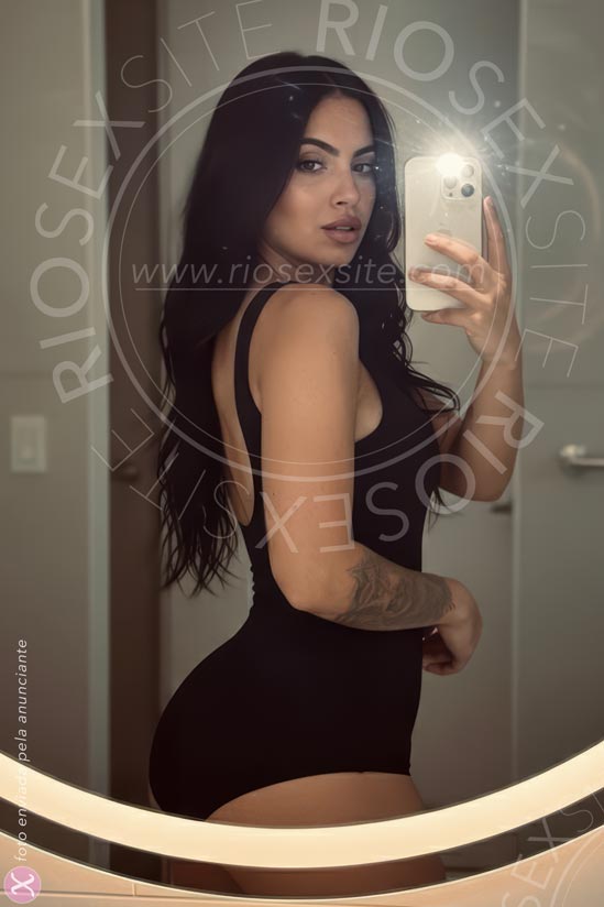 4ª foto da Íris Bella