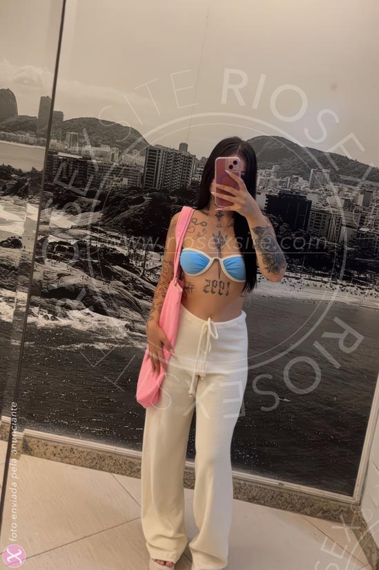 15ª foto da Pierla Lessa