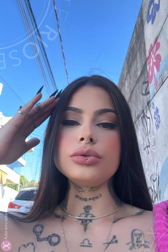 4ª foto da Pierla Lessa