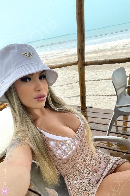 13 - photo of Nicolle Toledo