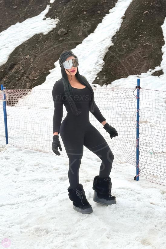 17 - photo of Amanda