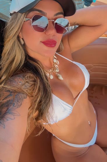 Acompanhante para o carnaval RJ