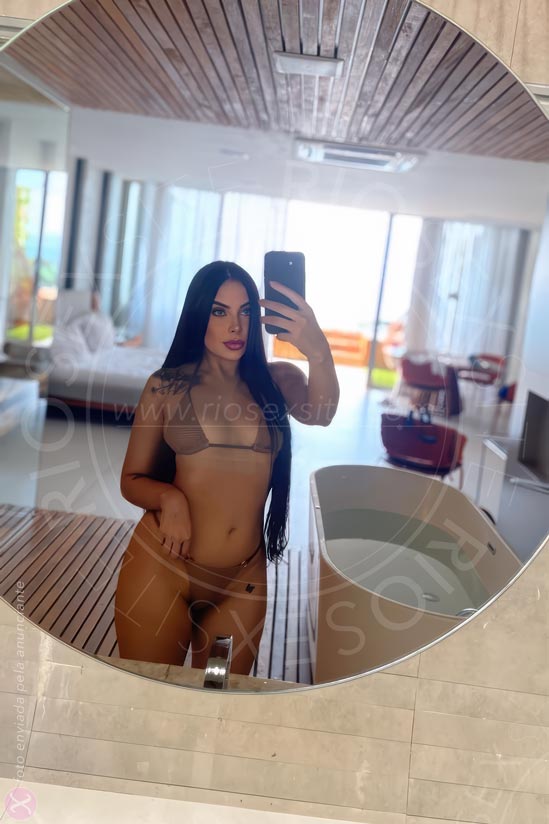 9ª foto da Yssis Benette