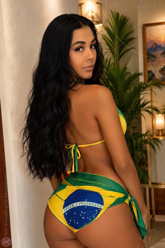 2 - photo of Bárbara Lopes