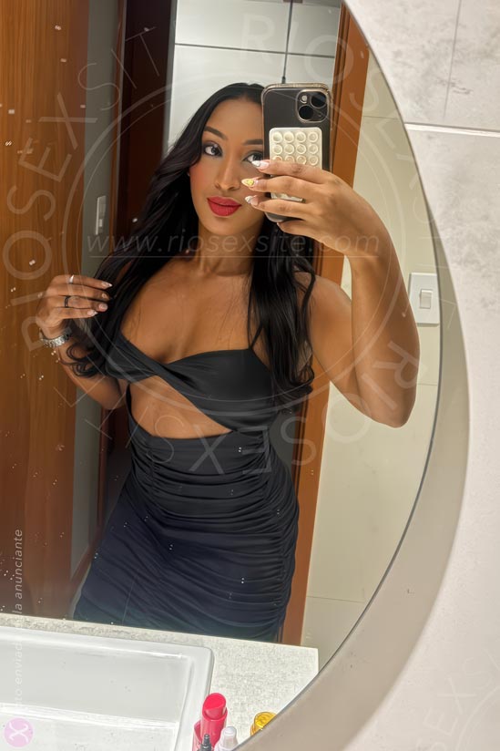 5ª foto da Louise Estrela