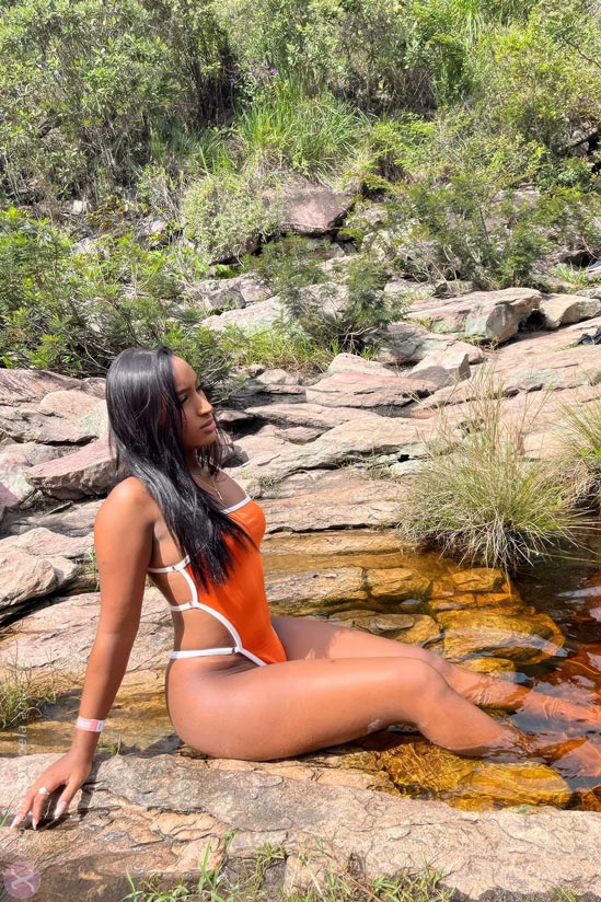 14ª foto da Louise Estrela