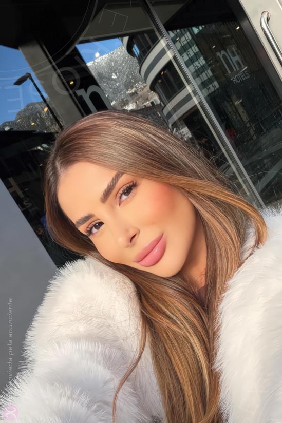 17ª foto da Lauren Mercier