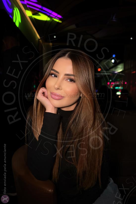 18ª foto da Lauren Mercier