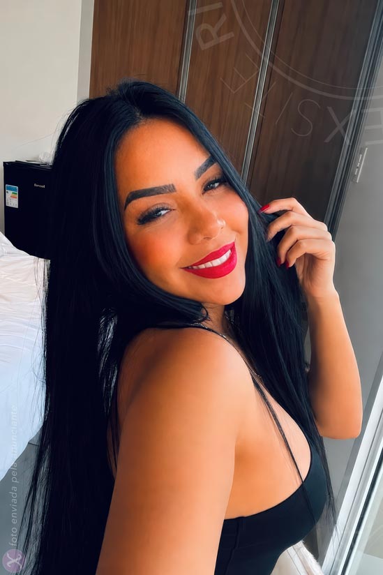 8ª foto da Louise Avelar