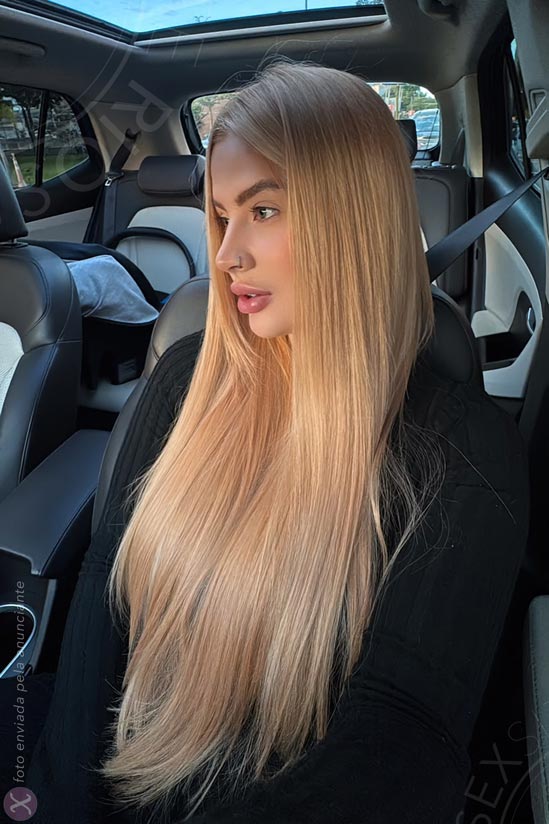 4 - photo of Lorena Vick
