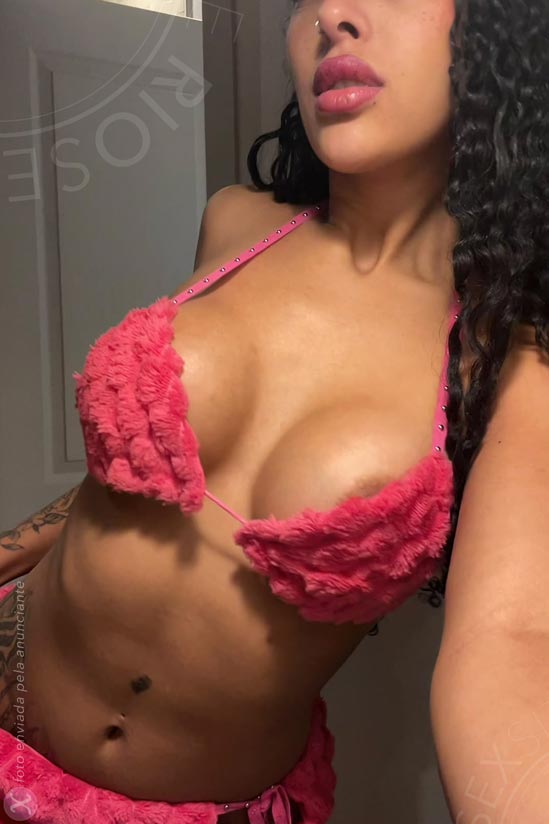 6ª foto da Debora