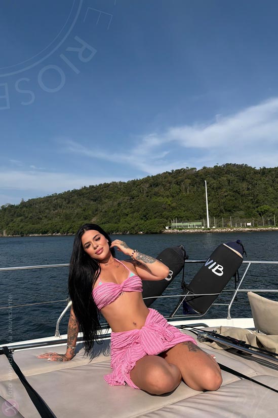 27 - photo of Bruna Mansini