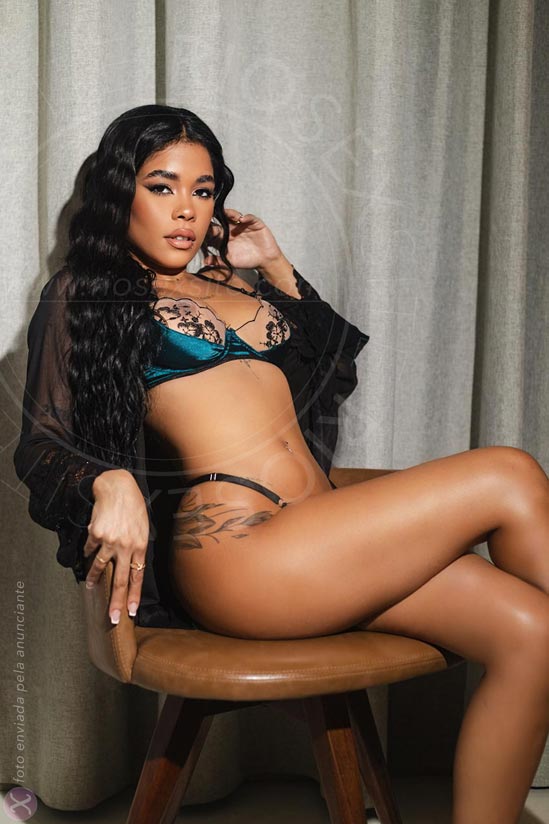 10 - photo of Gaby Albuquerque